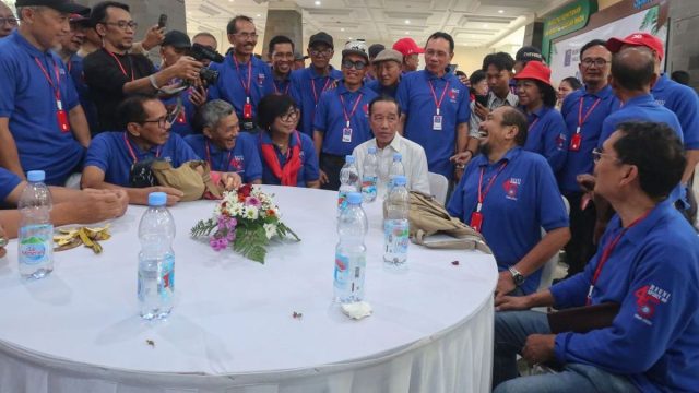 Reuni UGM Jokowi: Nostalgia, Isu Ijazah Palsu, dan Sorotan Publik